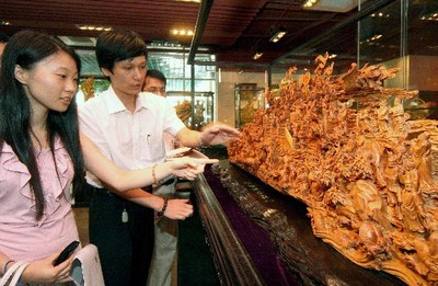 首届海峡两岸工艺美术交流会厦门启幕 共绘中华匠心之美